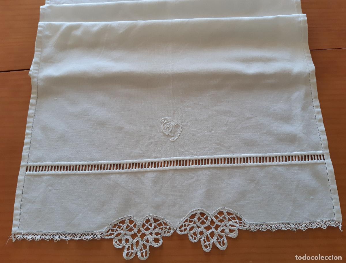 Antig&uuml;edades: ANTIGUA TOALLA DE ALGOD&Oacute;N CON INICIALES BORDADAS A MANO - A&Ntilde;OS 40 - PERFECTO ESTADO