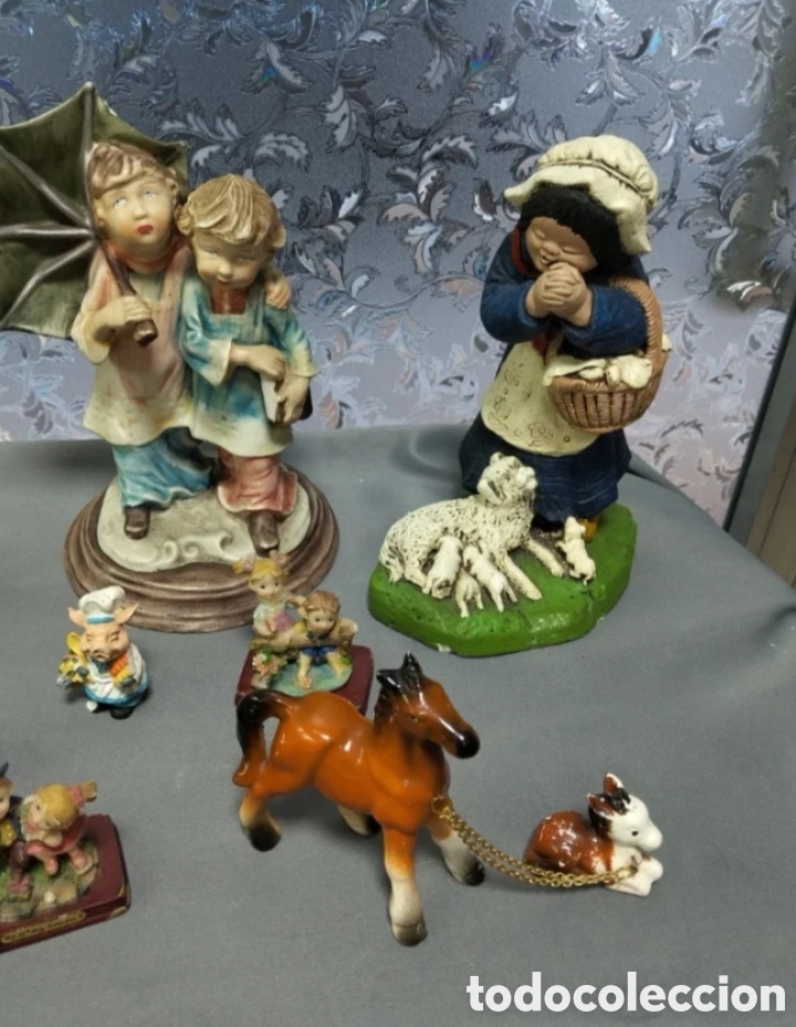 Antig&uuml;edades: Conjunto de figuras decorativas variadas. - Foto 2
