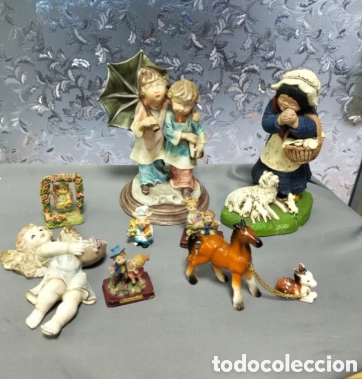 Antig&uuml;edades: Conjunto de figuras decorativas variadas. - Foto 1