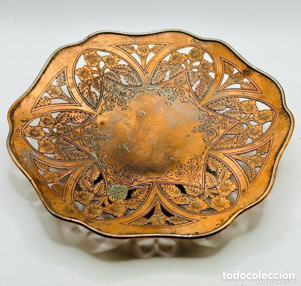 Oggetti Antichi: ANTIGUO CENTRO MODERNISTA DE COBRE - FORBES SILVER CO. U.S.A.