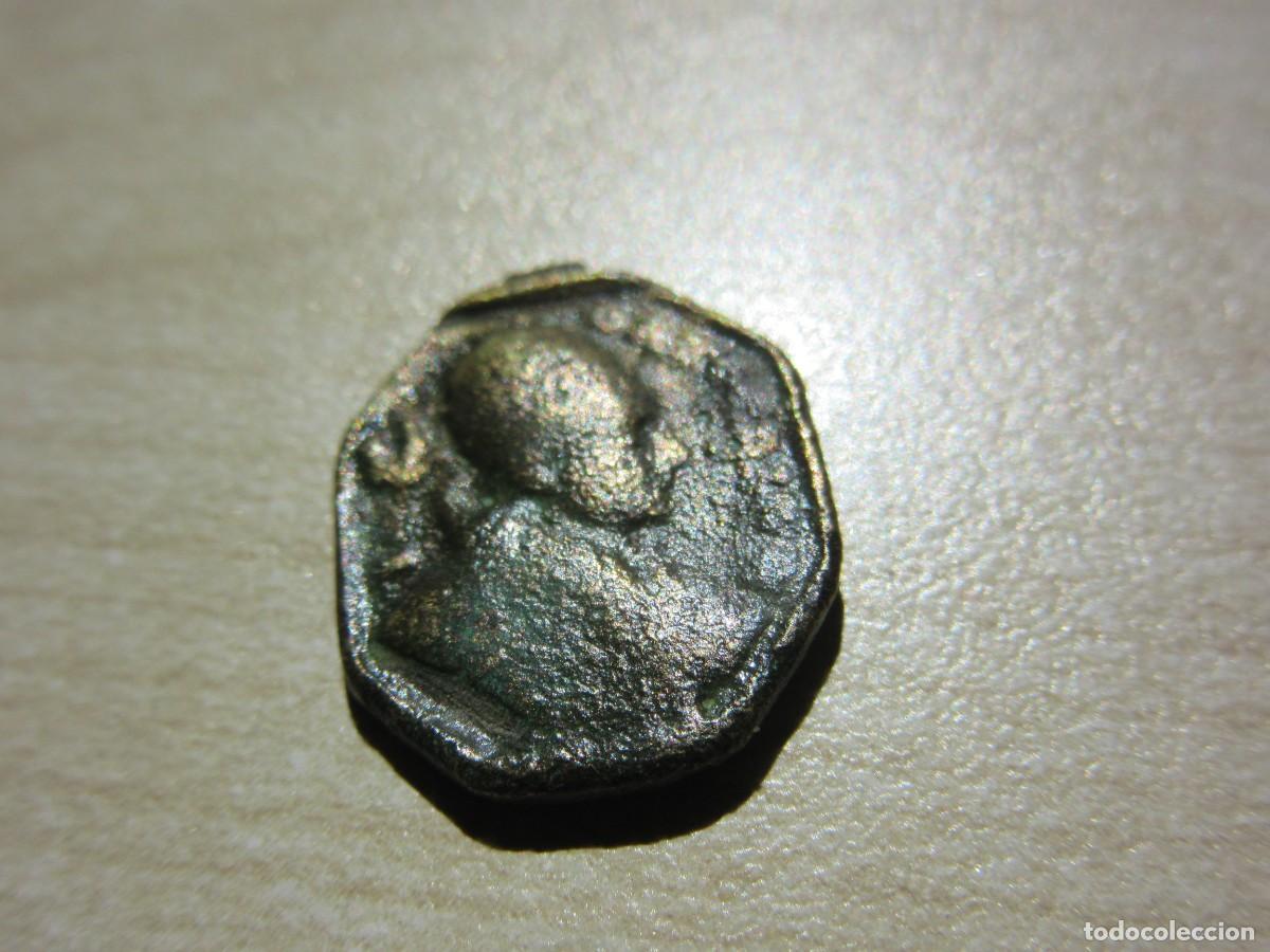 Antiguidades: Medalla de San Jer&oacute;nimo y San Gregorio Bronce S XVIII Medidas1,6 x 1,3 cm