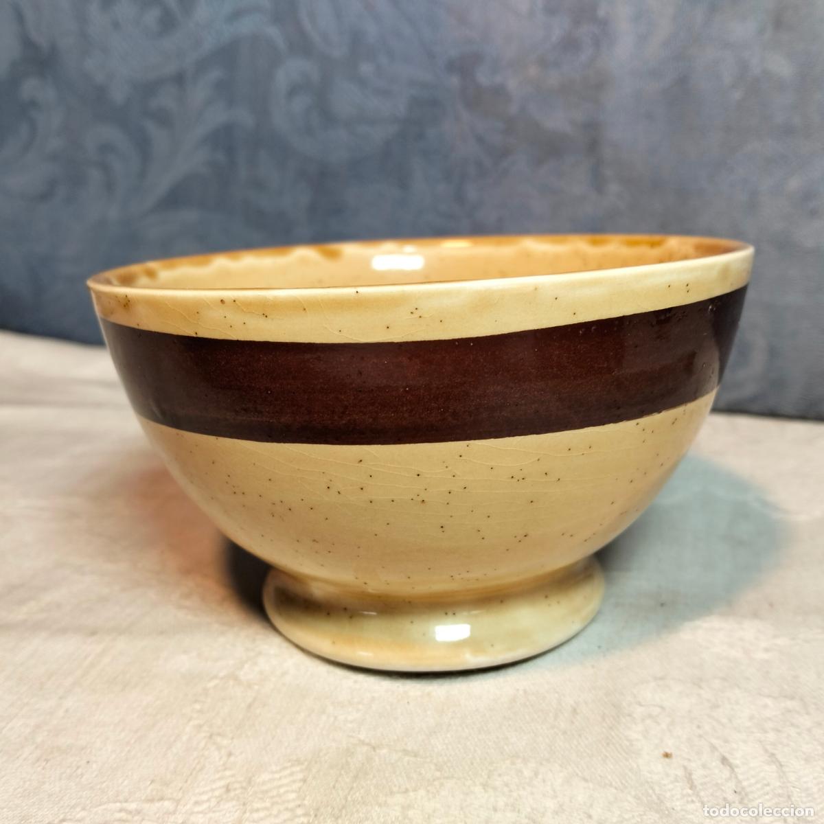 Antiques: Taza bol cuenco taz&oacute;n antiguo de cer&aacute;mica loza pintado blanco beige filo marr&oacute;n a&ntilde;os 50