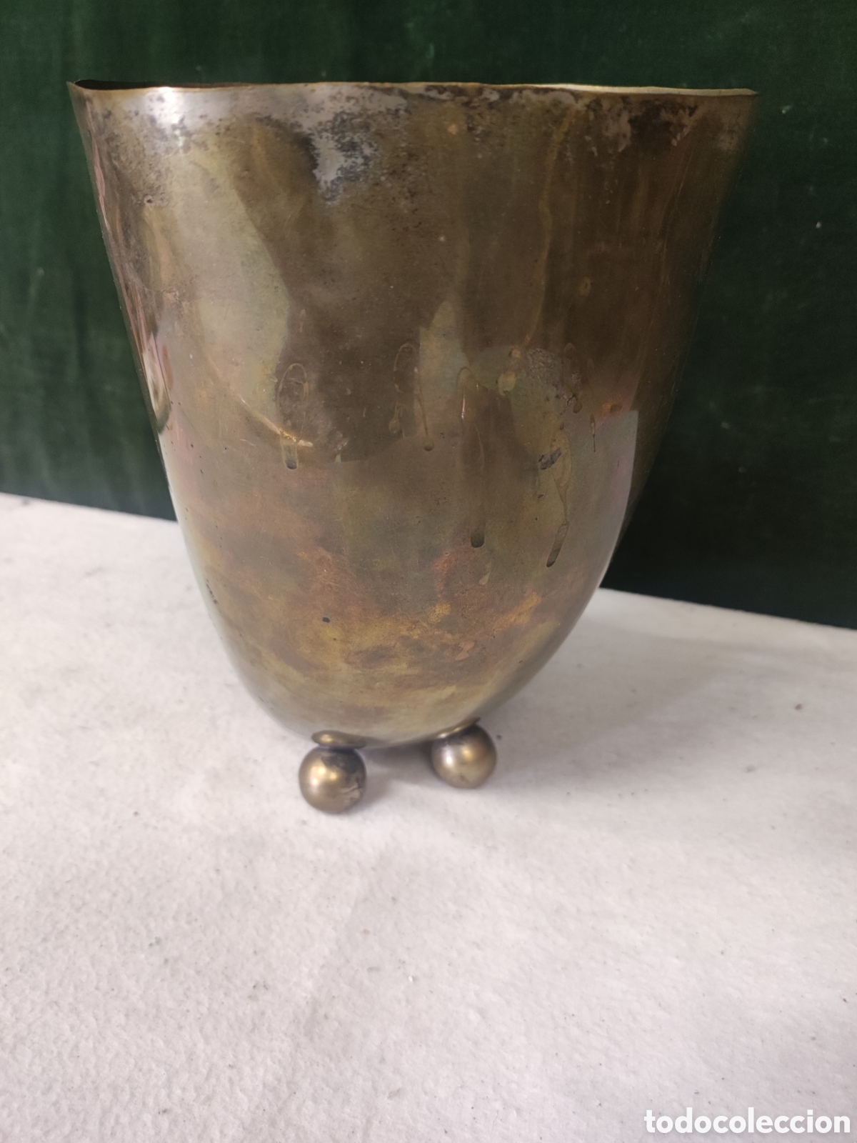 Antig&uuml;edades: Florero de lat&oacute;n de estilo art dec&oacute; - Foto 4