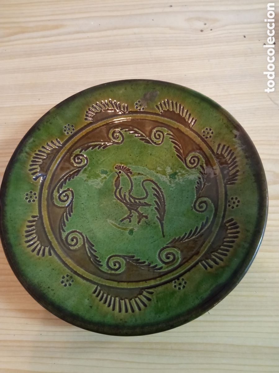 Antig&uuml;edades: Bonito plato de cer&aacute;mica Tito Ubeda de 25,5 cm de di&aacute;metro