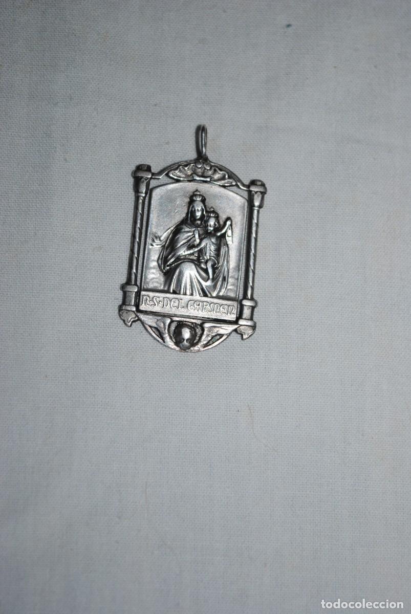 Antig&uuml;edades: MEDALLA DE NUESTRA SE&Ntilde;ORA DEL CARMEN . - Foto 1