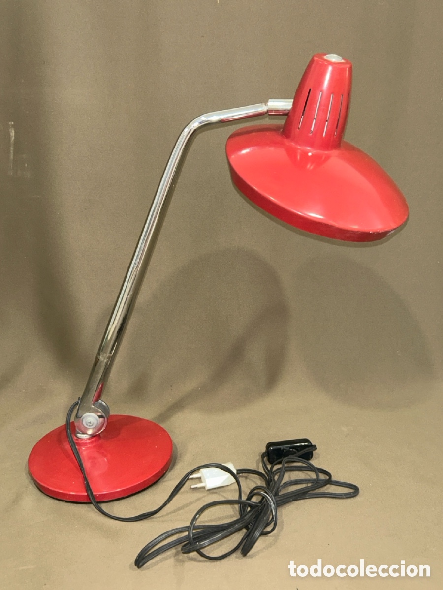 Antig&uuml;edades: L&Aacute;MPARA DE SOBRE MESA FASE MODELO FARO COLOR ROJO A&Ntilde;OS 70 *VER FOTOS*