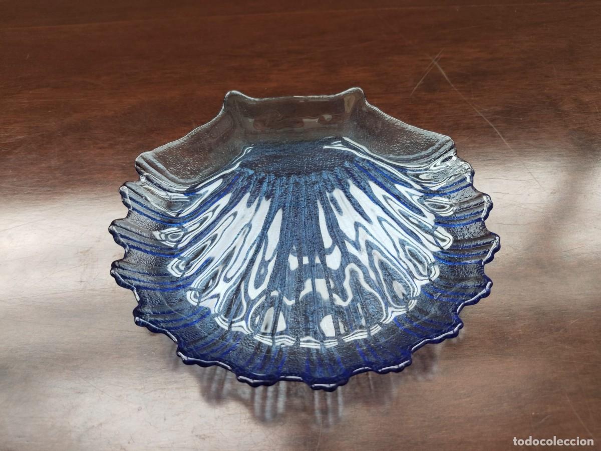 Antiques: Preciosa Bandejita jabonera en cristal.