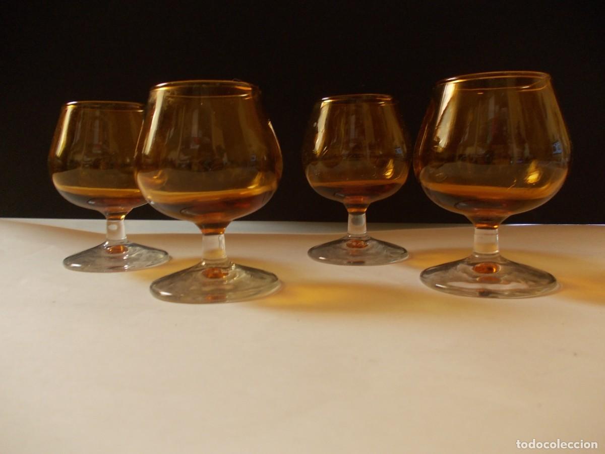 Oggetti Antichi: Lote 4 copas &aacute;mbar vintage cristal corto copa brandy co&ntilde;ac a&ntilde;os 70 bar colecci&oacute;n decoraci&oacute;n