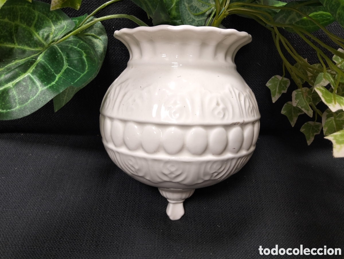 Antig&uuml;edades: Jarr&oacute;n de pared con plantas artificiales - Foto 2