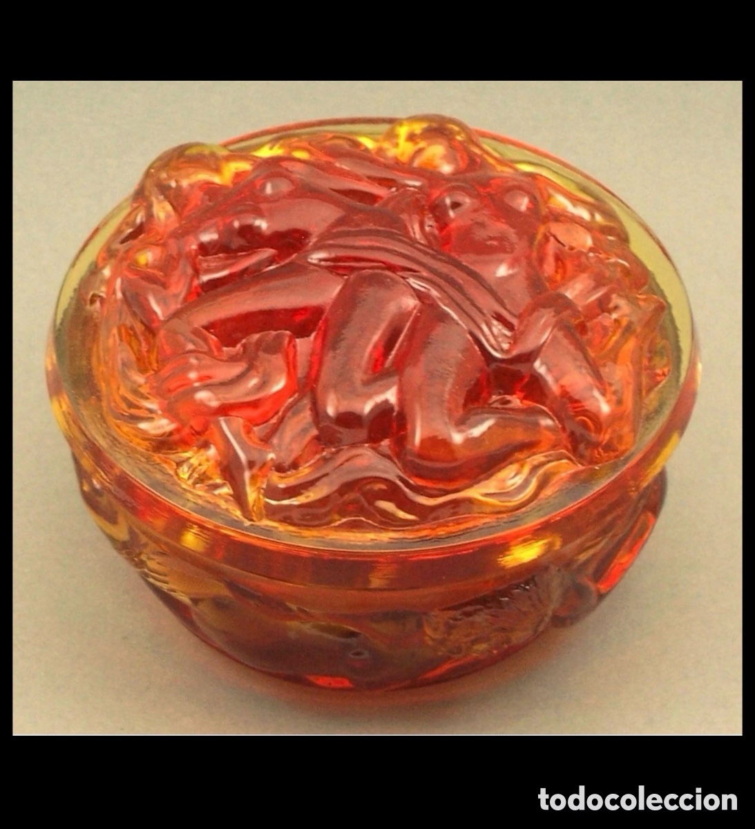 Antiquit&auml;ten: Pieza de tocador, &rdquo; Rub&iacute; Carnival Glass &rdquo; 1932. Schlevogt Gablonz, &ldquo;Ninfas eroticas&rdquo;