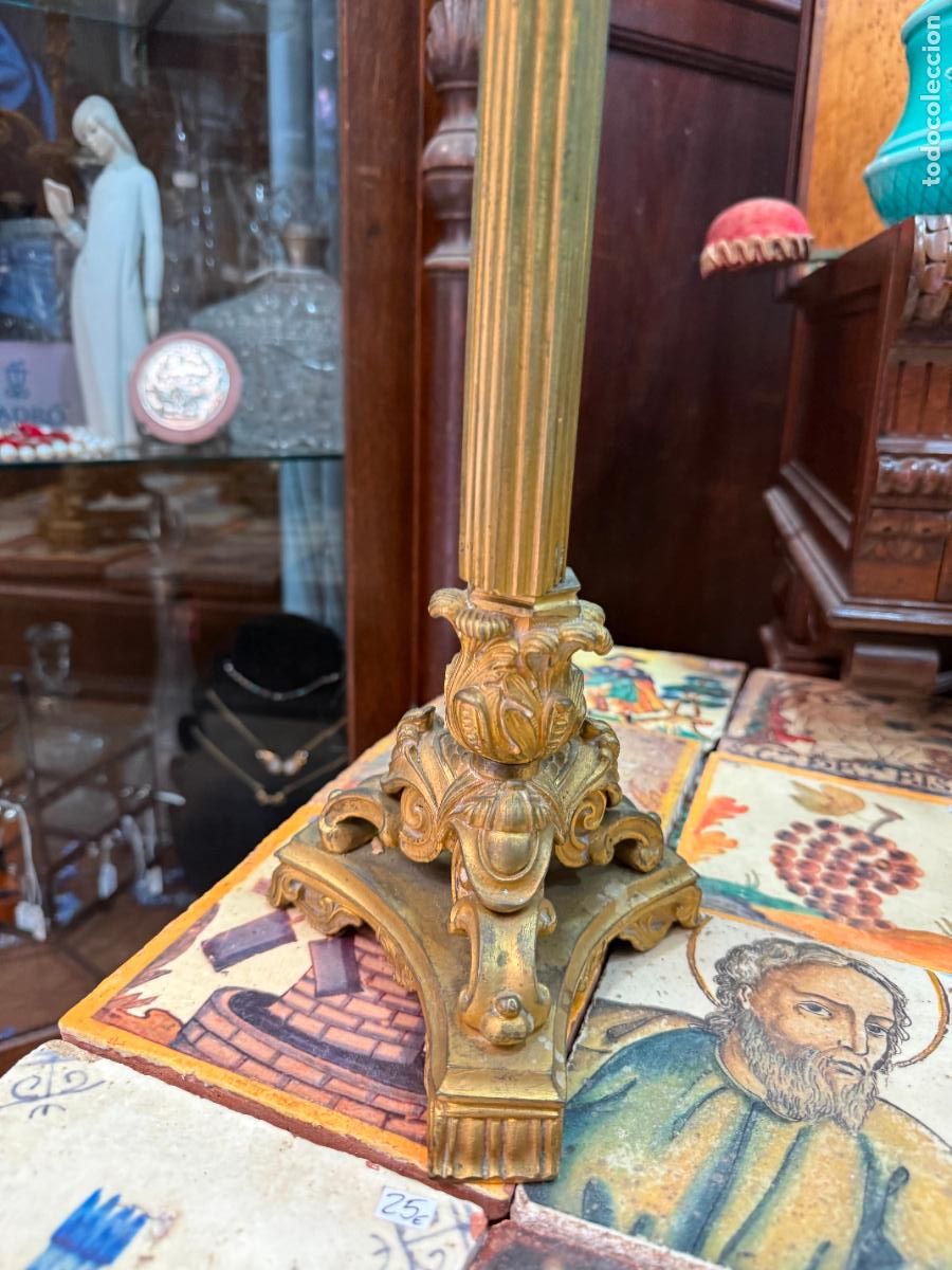 Antig&uuml;edades: ANTIGUA PAREJA DE CANDELABROS DE BRONCE - MEDIDA 50 CM - Foto 3