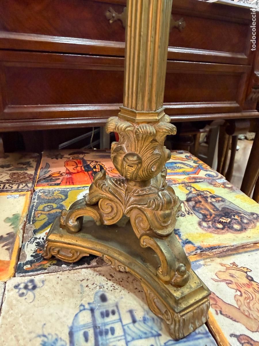 Antig&uuml;edades: ANTIGUA PAREJA DE CANDELABROS DE BRONCE - MEDIDA 50 CM - Foto 4