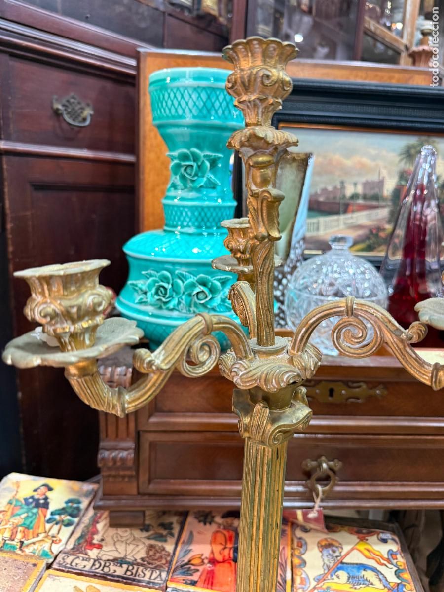 Antig&uuml;edades: ANTIGUA PAREJA DE CANDELABROS DE BRONCE - MEDIDA 50 CM - Foto 5