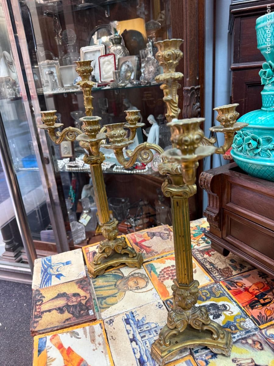 Antig&uuml;edades: ANTIGUA PAREJA DE CANDELABROS DE BRONCE - MEDIDA 50 CM - Foto 10