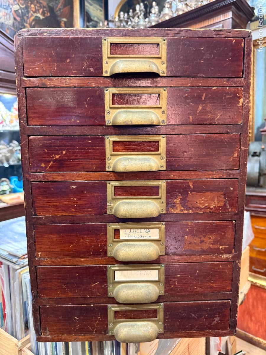 Antig&uuml;edades: ANTIGUO MUEBLE ARCHIVADOR DE CAJONERA - MEDIDA 45X40X32 CM