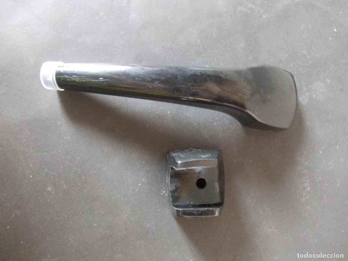 Antiquit&auml;ten: Mando de ducha de mano con soporte negro dise&ntilde;o contempor&aacute;neo y funcionalidad