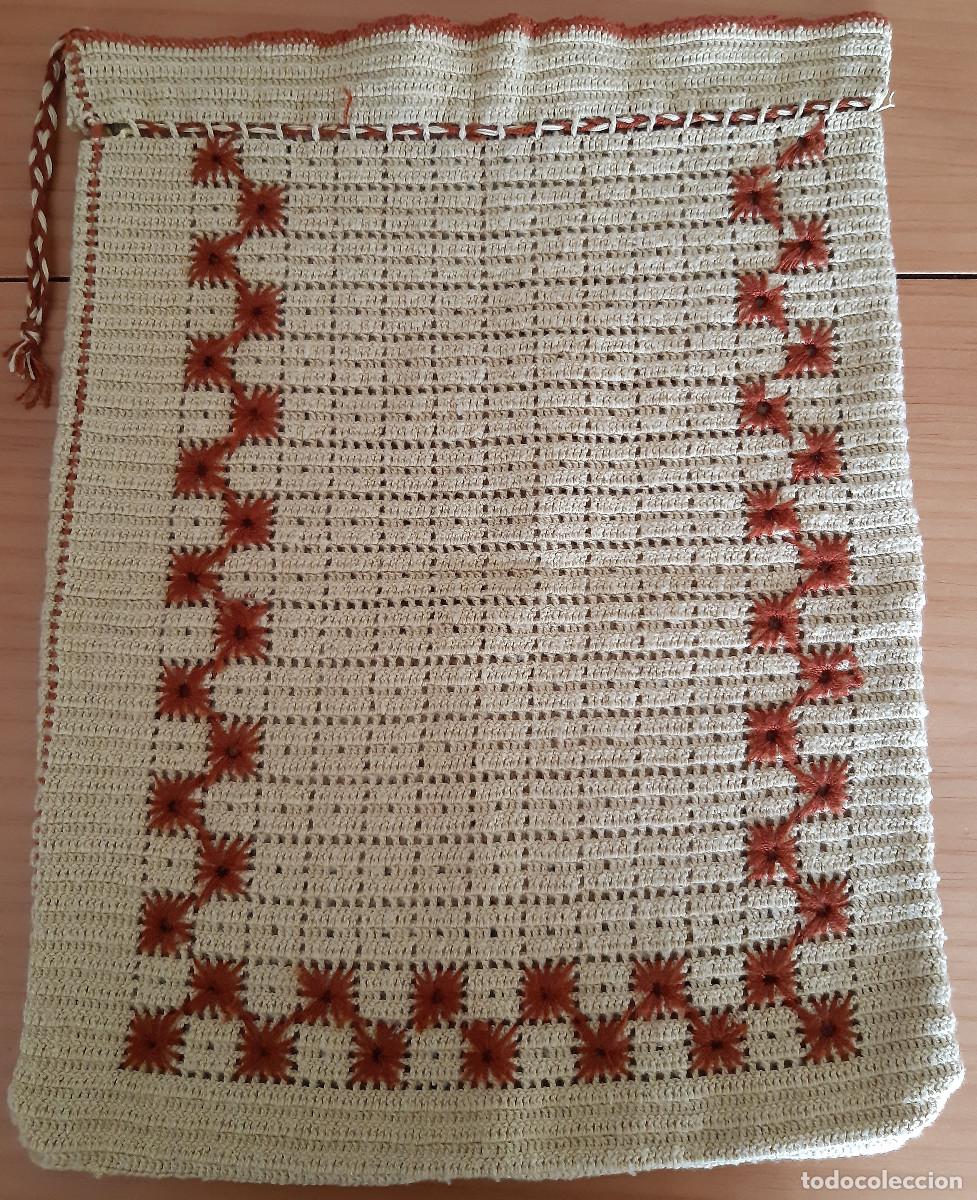 Antig&uuml;edades: BOLSA DE PAN DE GANCHILLO HECHA A MANO - MUY BUEN ESTADO