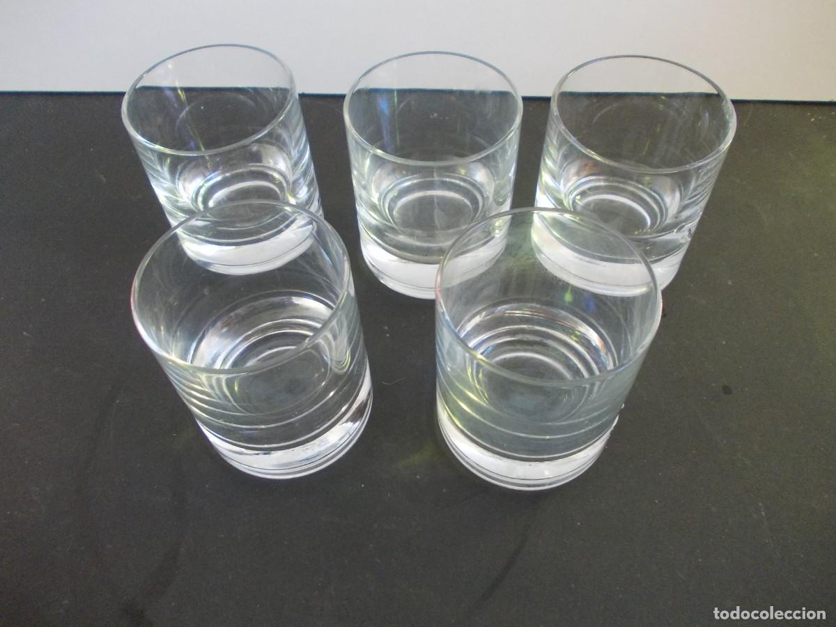 Antig&uuml;edades: Lote 5 chupitos cristal grueso vintage base pesada colecci&oacute;n de cristaler&iacute;a bar retro