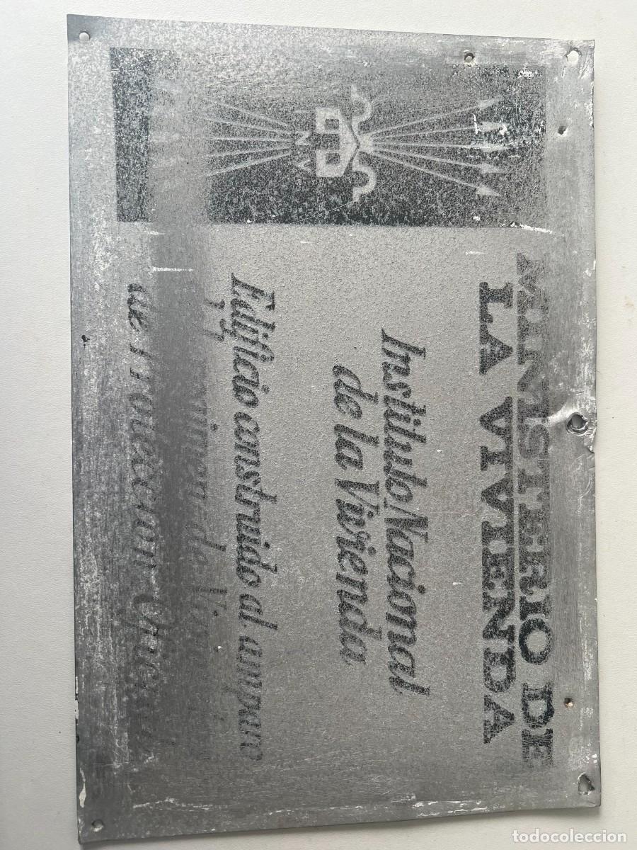 Antiguidades: PLACA MINISTERIO VIVIENDA ( FALANGE)