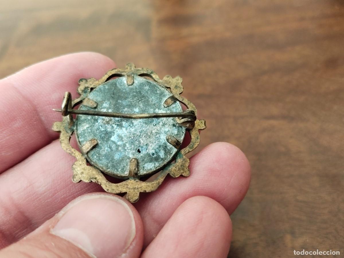 Antig&uuml;edades: Antiguo broche de Virgen. Ver. - Foto 4