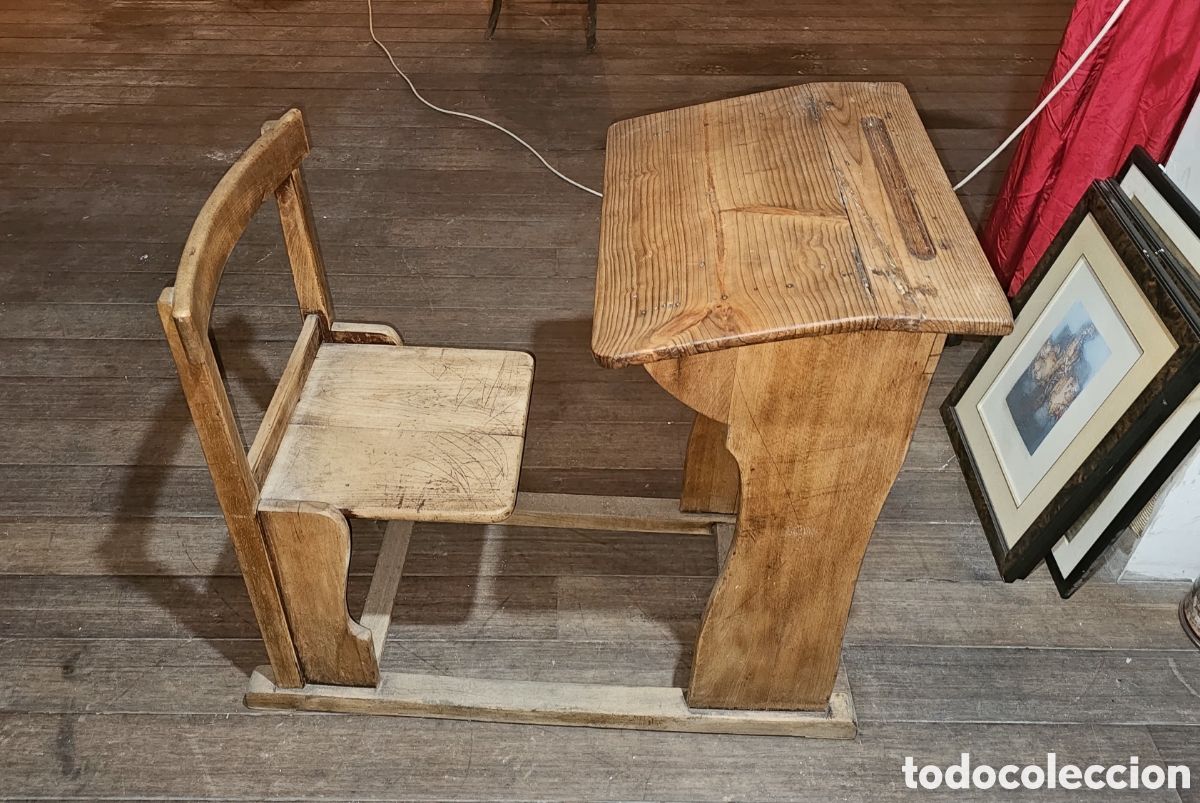 Antig&uuml;edades: Pupitre escolar antiguo - Foto 1