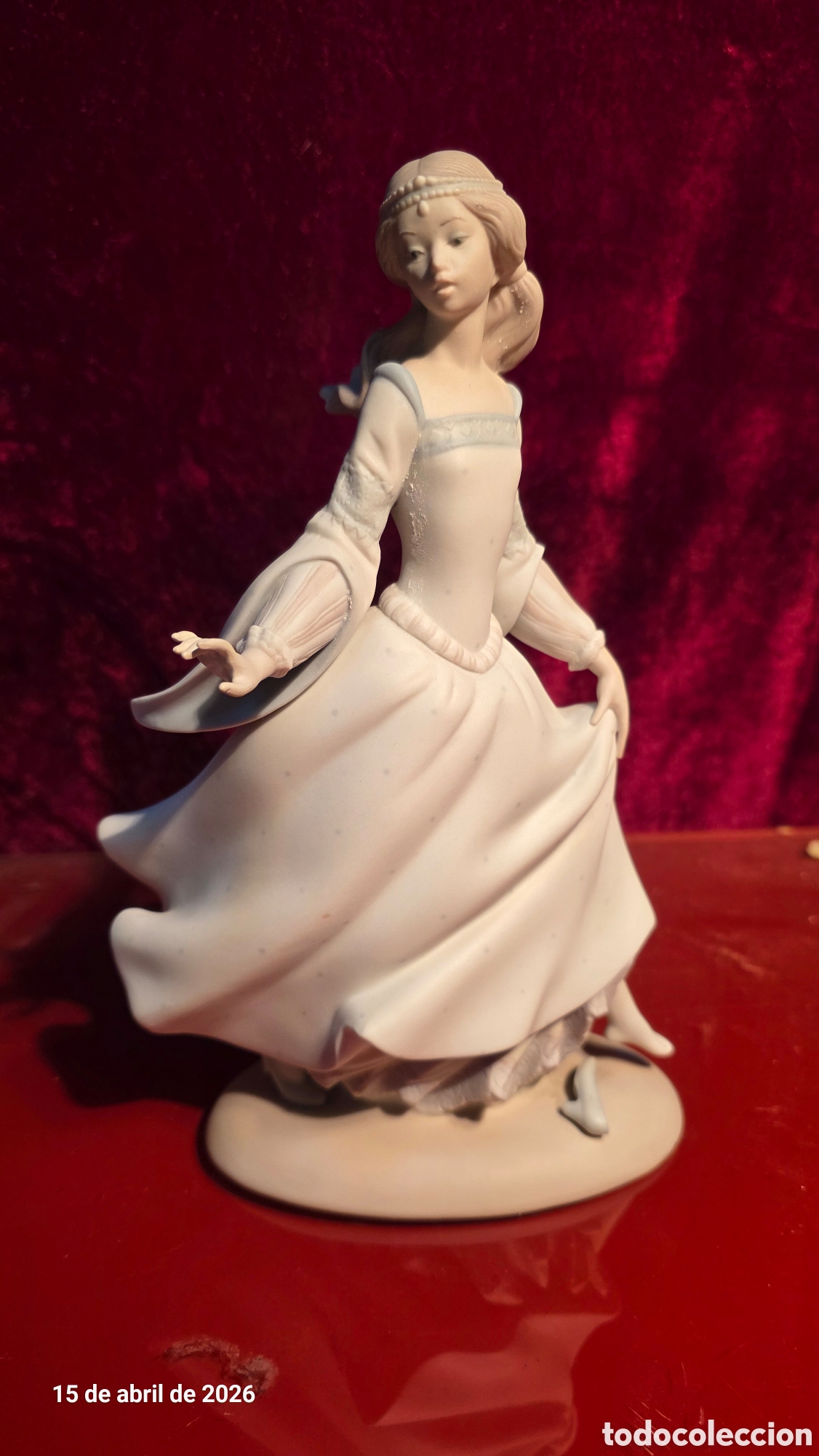 Antig&uuml;edades: Figura porcelana lladro cenicienta