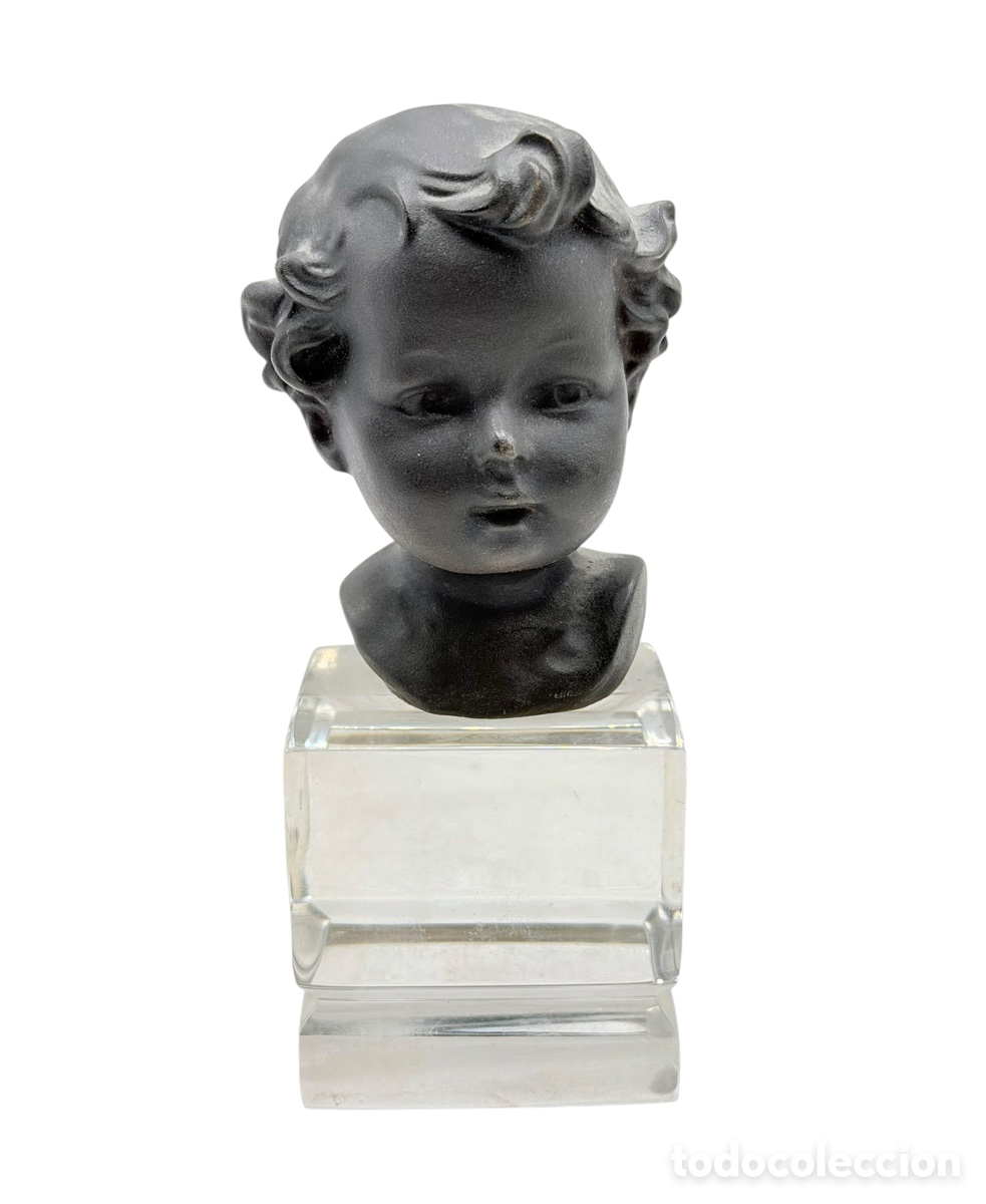 Antiguidades: Antigua Figura de Querub&iacute;n en Base