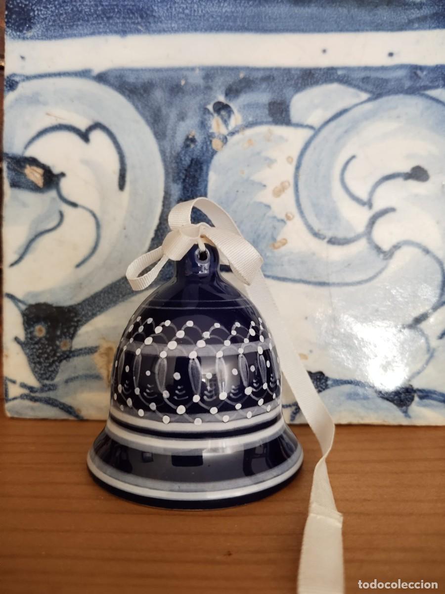 Antiquit&auml;ten: Campana en cer&aacute;mica. Bonito sonido.