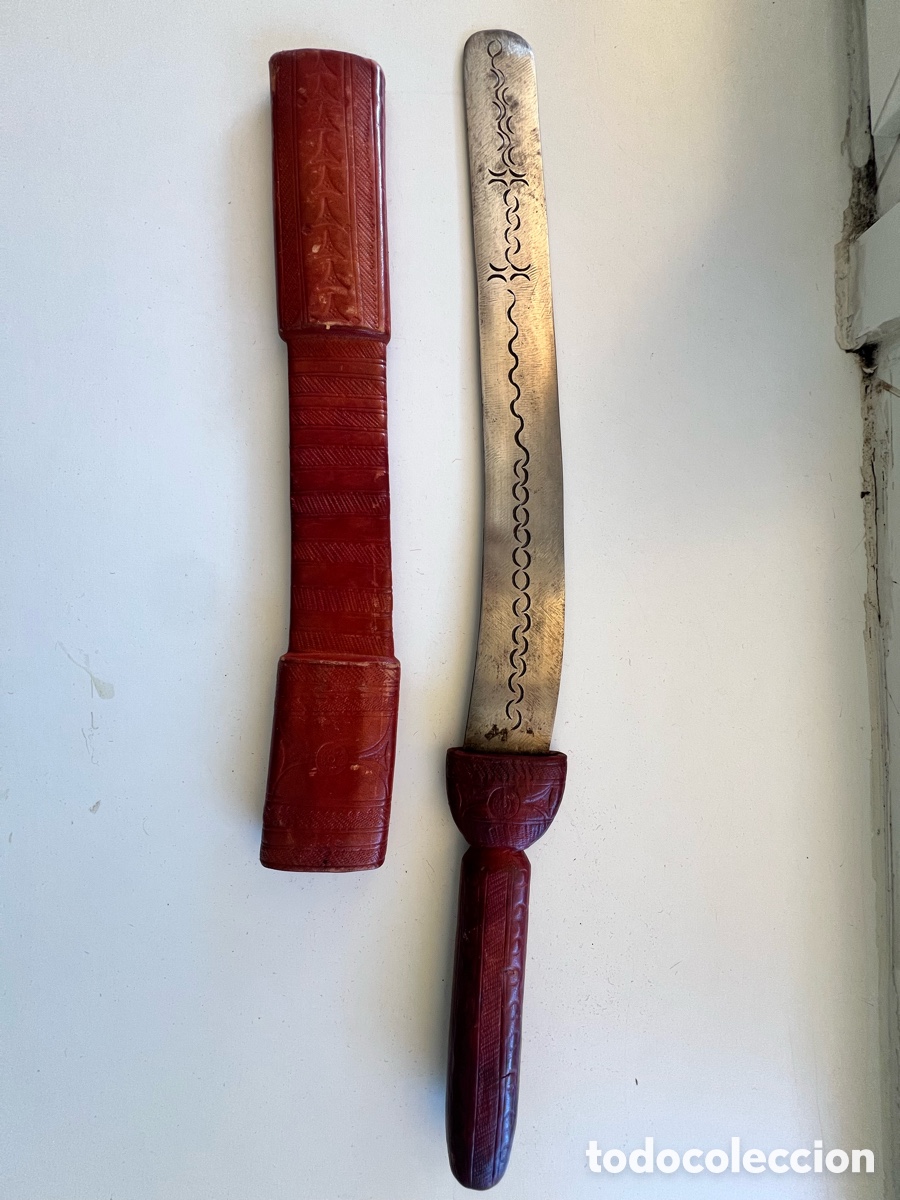 Antig&uuml;edades: Espada Takouba Taurek con funda de cuero - Foto 2
