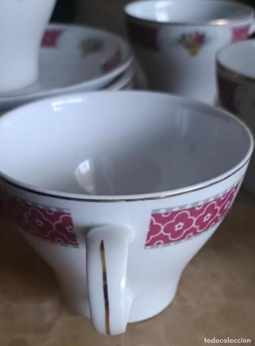 Antig&uuml;edades: Lote 5 tazas y platitos de caf&eacute; - Foto 2