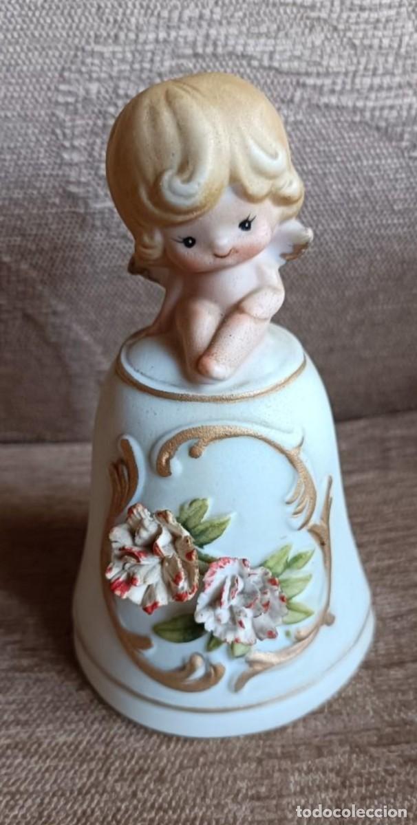 Oggetti Antichi: Campana Angelito porcelana