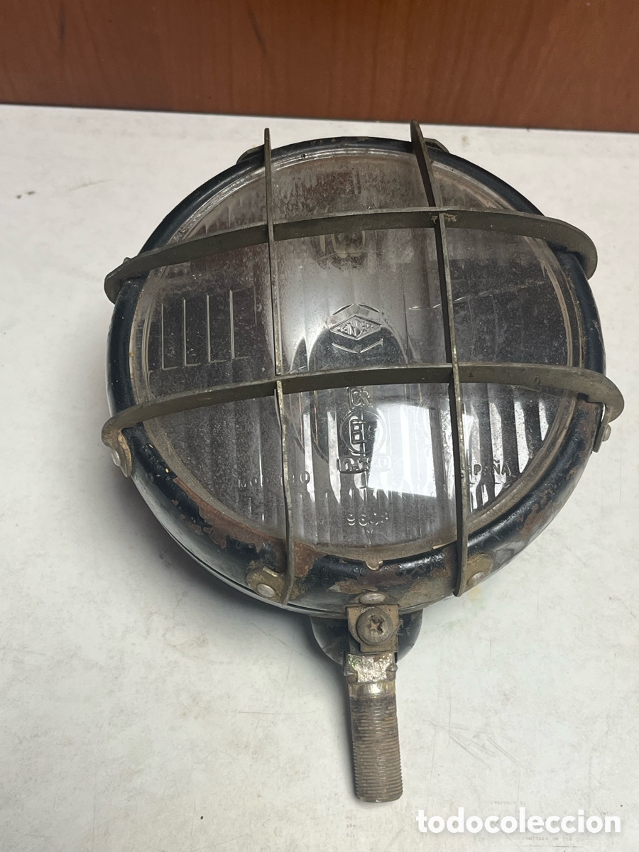 Antig&uuml;edades: FARO ANTIGUO POSIBLE MOTOCICLETA