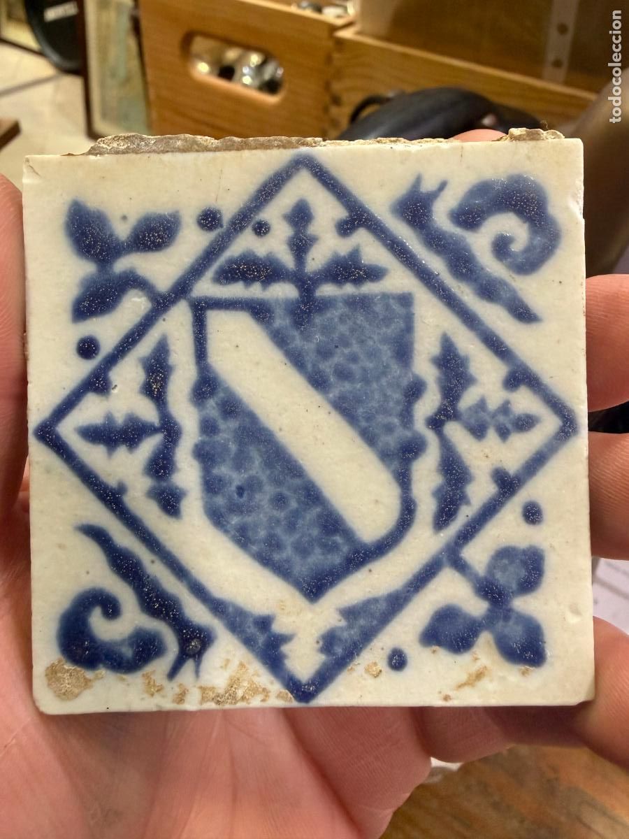 Antig&uuml;edades: ANTIGUO AZULEJO ALAMBRILLA - MEDIDA 7X7 CM