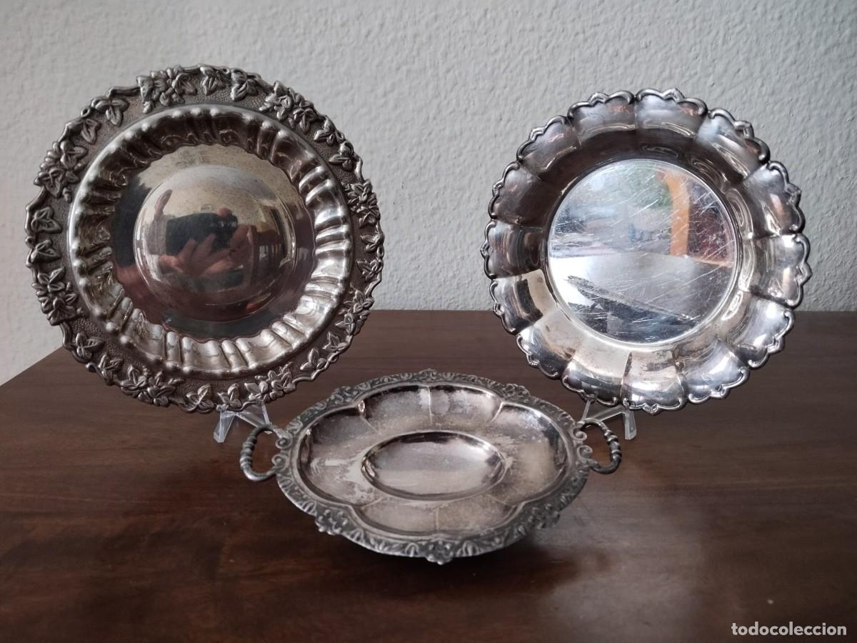 Antig&uuml;edades: Tres bandejitas de Alpaca. 14, 14,5 y 15 cm. Ver descripci&oacute;n.