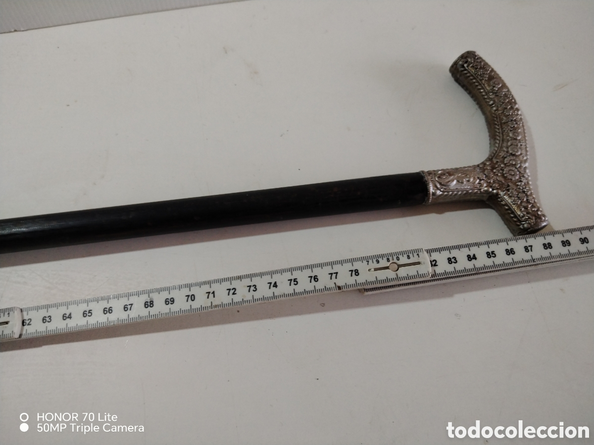 Antig&uuml;edades: Bast&oacute;n antiguo con mango color plata