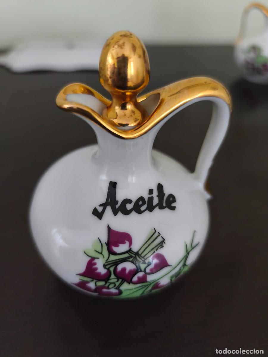 Antig&uuml;edades: Bonito conjunto de vinagrera y aceitera marca Laype. - Foto 5