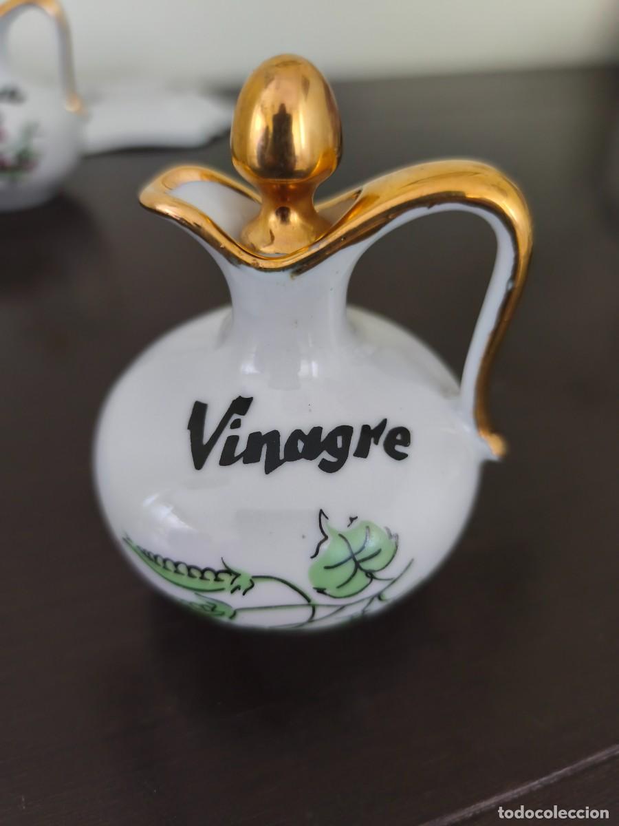 Antig&uuml;edades: Bonito conjunto de vinagrera y aceitera marca Laype. - Foto 8