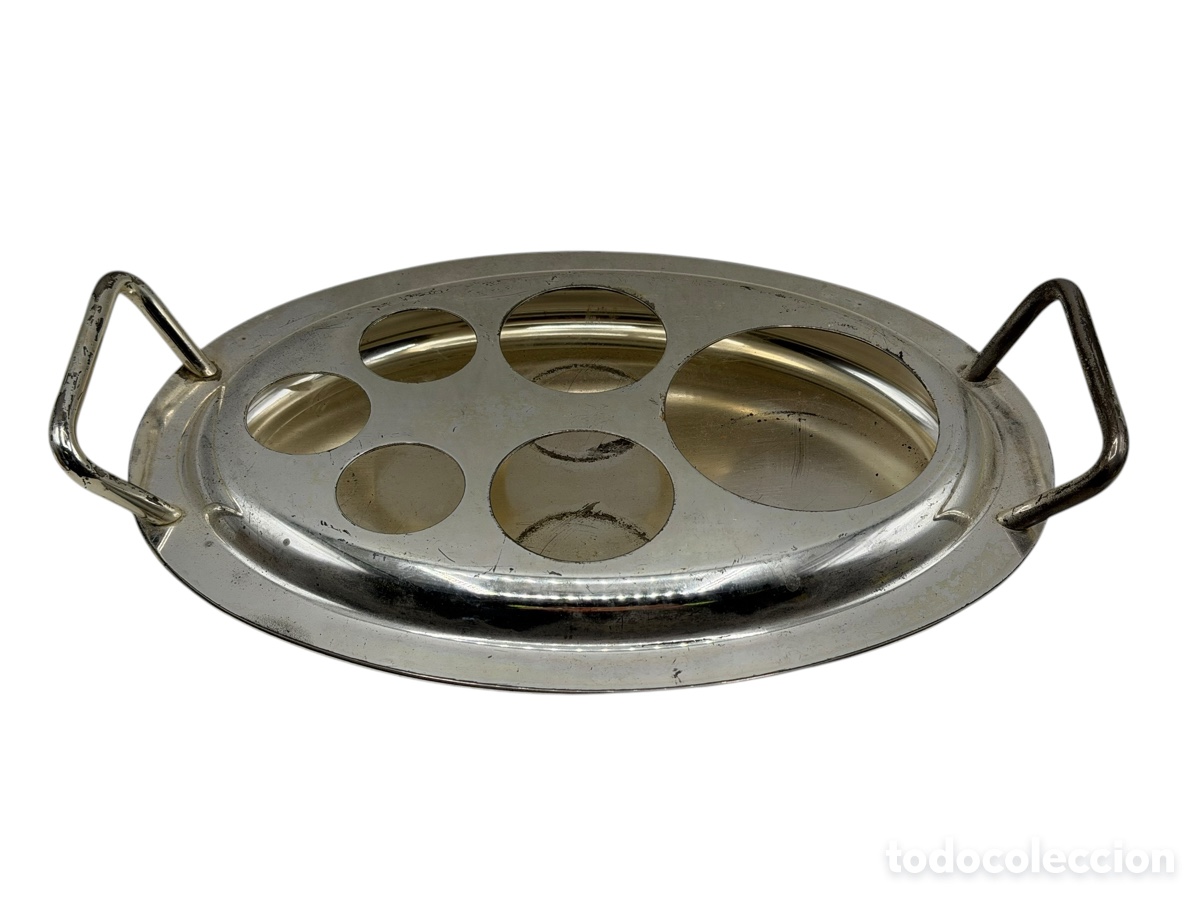 Antig&uuml;edades: Bandeja Plateada para Vasos