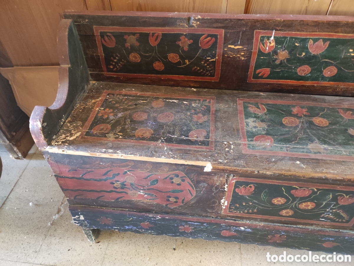 Antig&uuml;edades: Banco arca pintado siglo XIX - Foto 4
