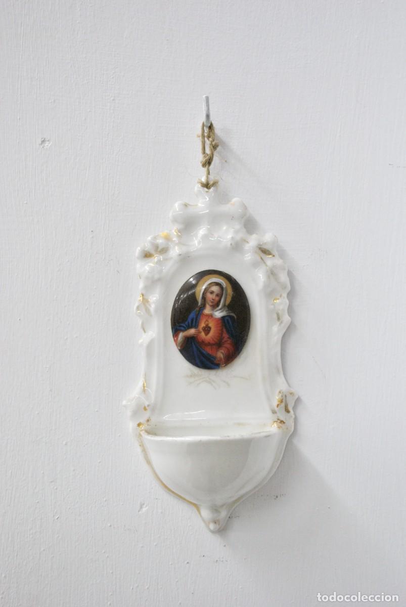 Antig&uuml;edades: BENDITERA PORCELANA CORAZ&Oacute;N DE MAR&Iacute;A - Foto 1