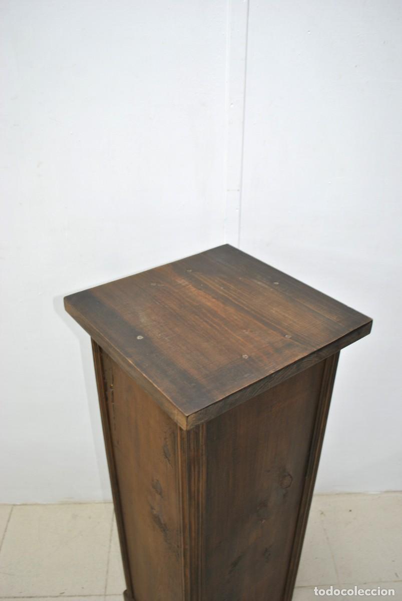 Antig&uuml;edades: COLUMNA O PEDESTAL DE MADERA - Foto 2