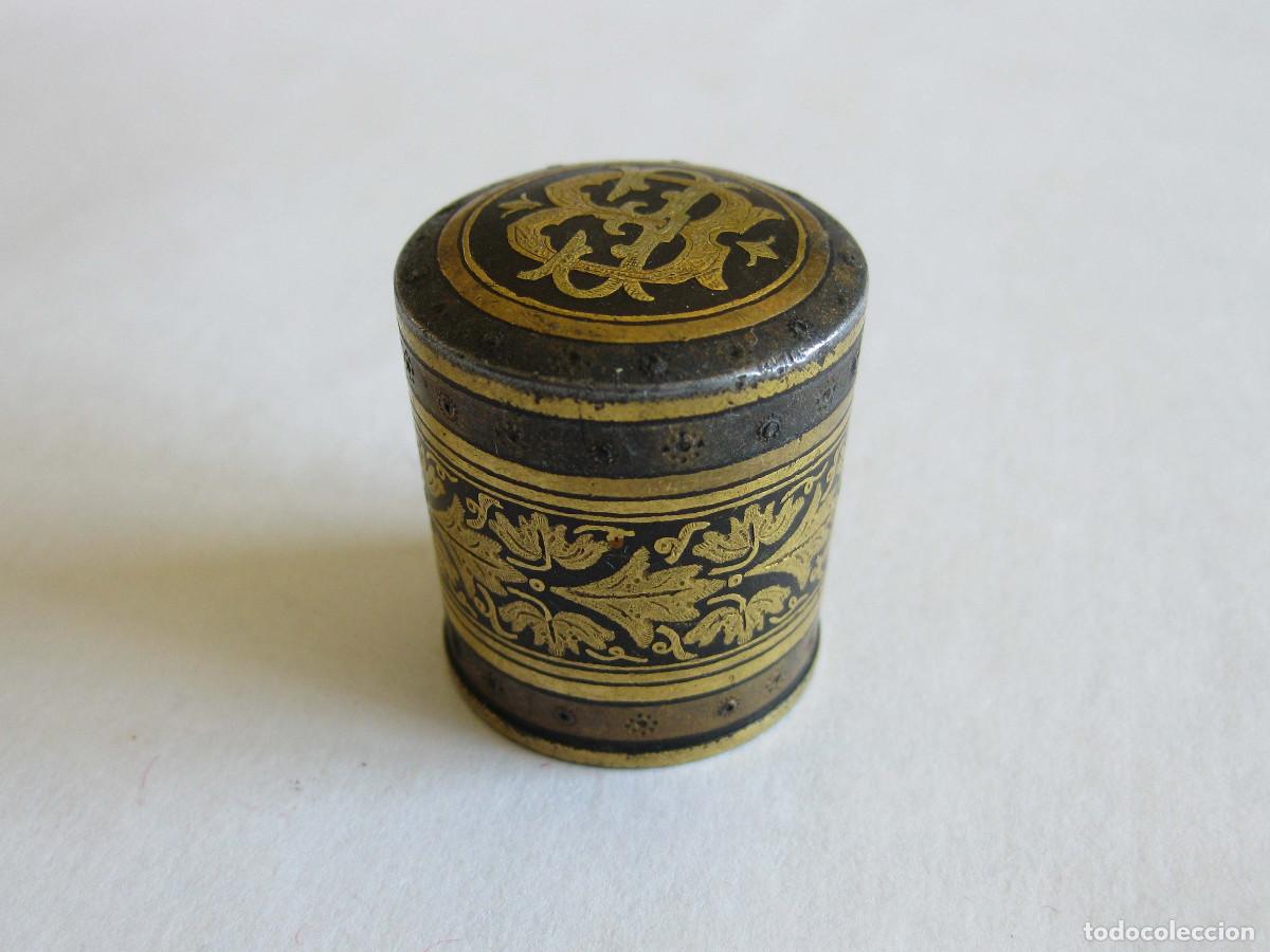 Antig&uuml;edades: EMPU&Ntilde;ADURA DE BAST&Oacute;N. TOLEDO. ARTE DAMASQUINADO