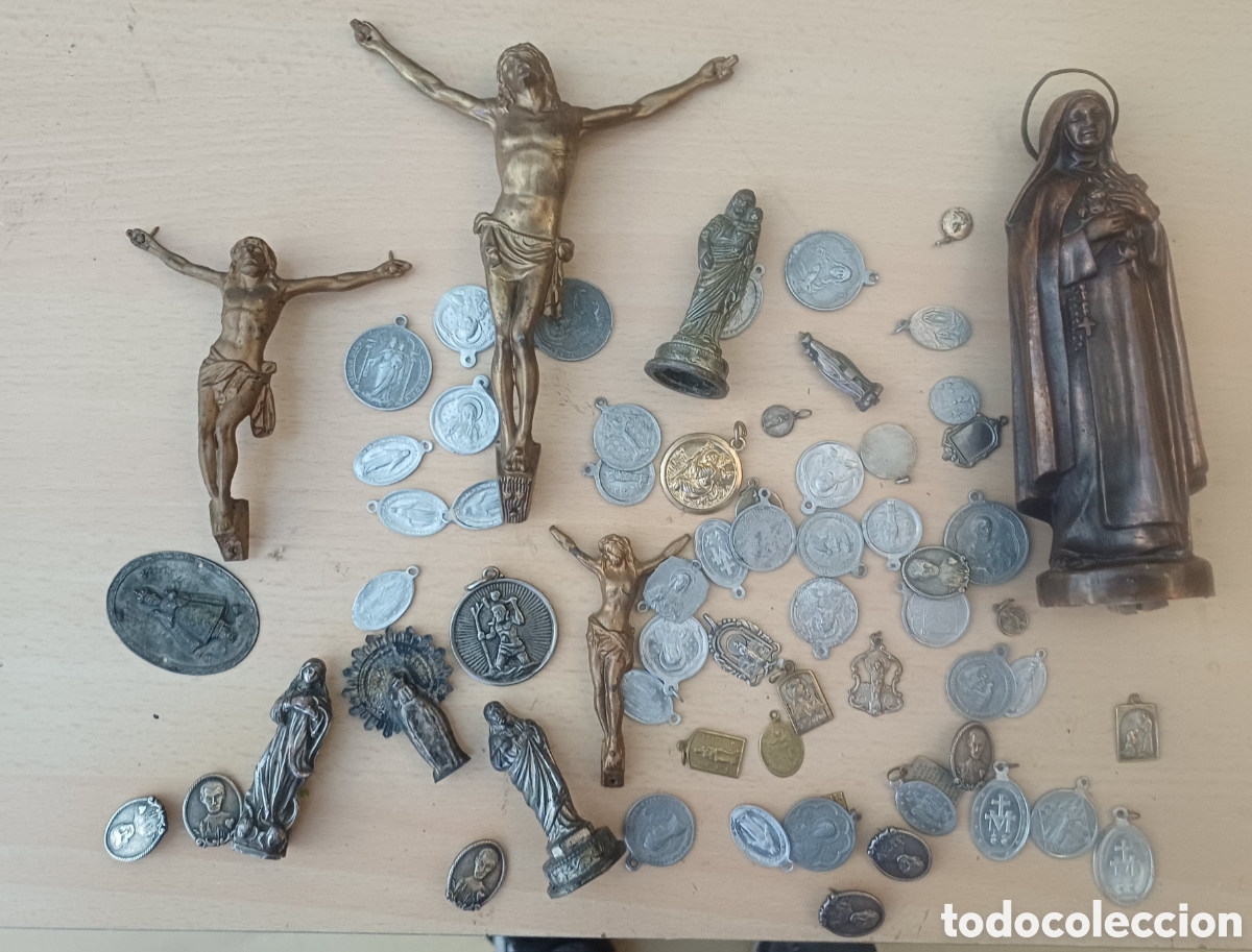 Antig&uuml;edades: Lote FIGURAS Y MEDALLAS