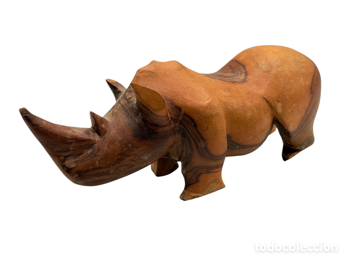 Antiguidades: Antigua Figura de Rinoceronte tallada en Madera
