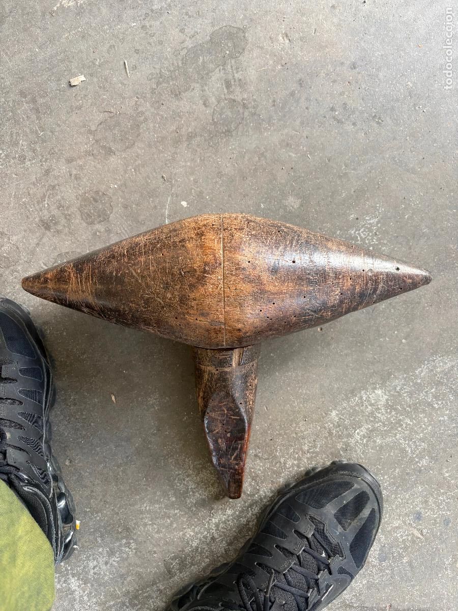 Antig&uuml;edades: Yunke de madera pastoril lata perolero