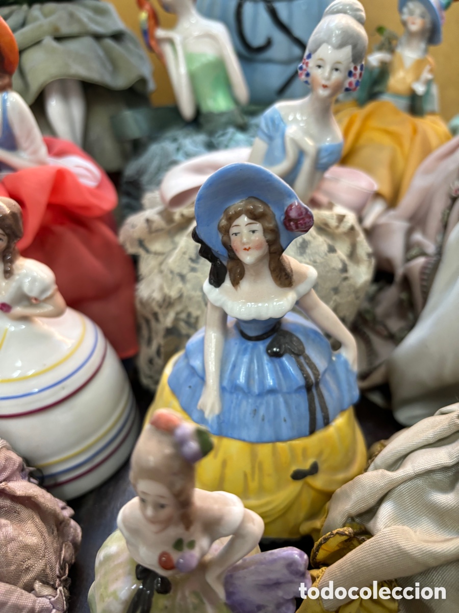 Antig&uuml;edades: Lote de mu&ntilde;ecas polvera &ldquo;art dec&oacute;&rdquo; - Foto 2
