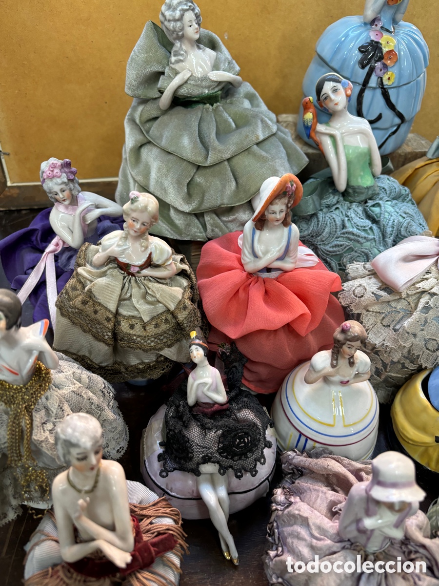 Antig&uuml;edades: Lote de mu&ntilde;ecas polvera &ldquo;art dec&oacute;&rdquo; - Foto 3