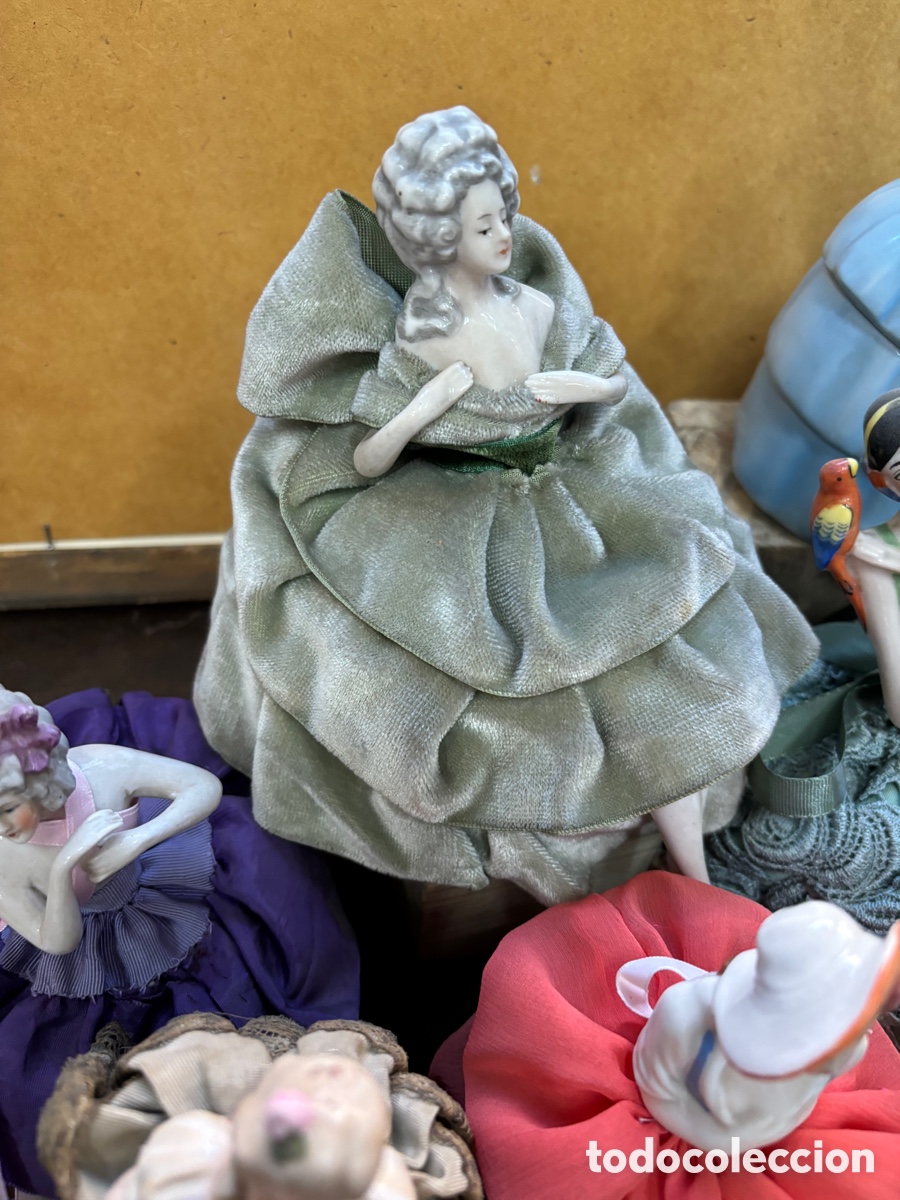 Antig&uuml;edades: Lote de mu&ntilde;ecas polvera &ldquo;art dec&oacute;&rdquo; - Foto 1
