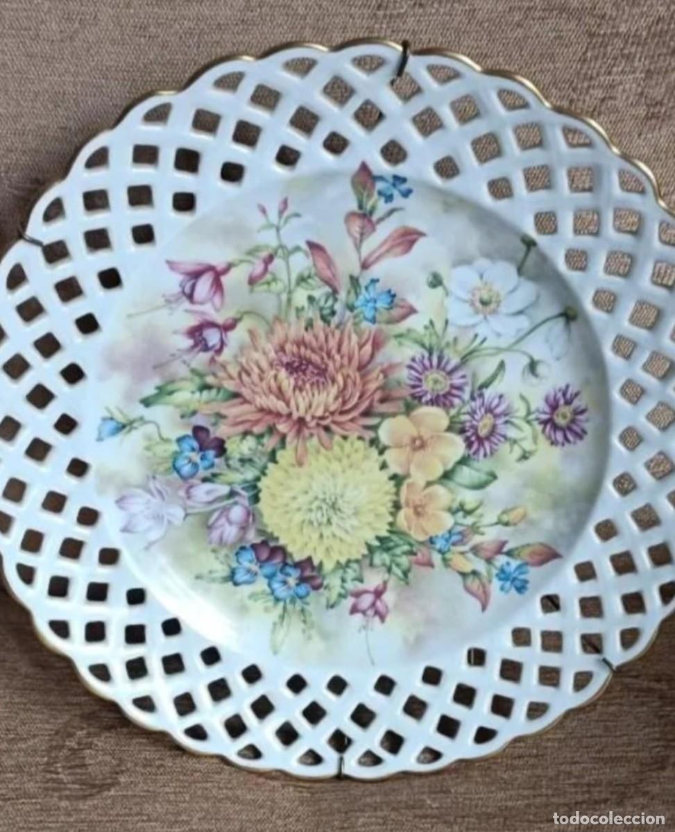 Antiguidades: Plato decorativo motivo floral
