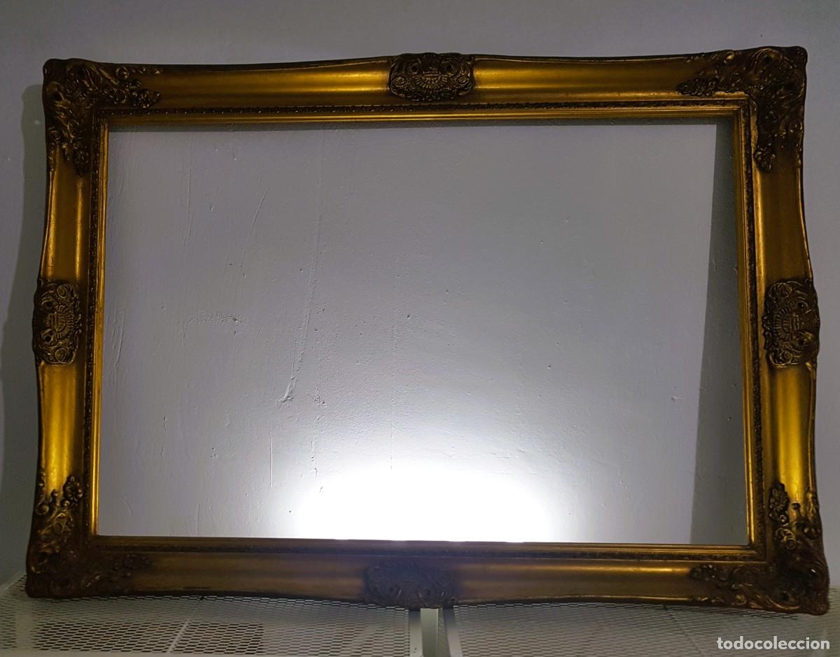 Antiguidades: MARCO MADERA ORNAMENTADO EN DORADO ANTIGUO PARA &Oacute;LEO 105X75/90X60